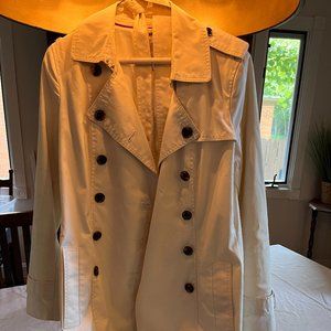 Banana Republic off-white trench coat
